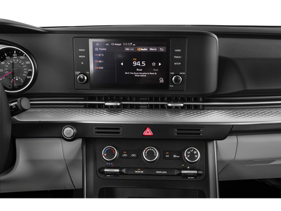 2022 Kia Carnival LX