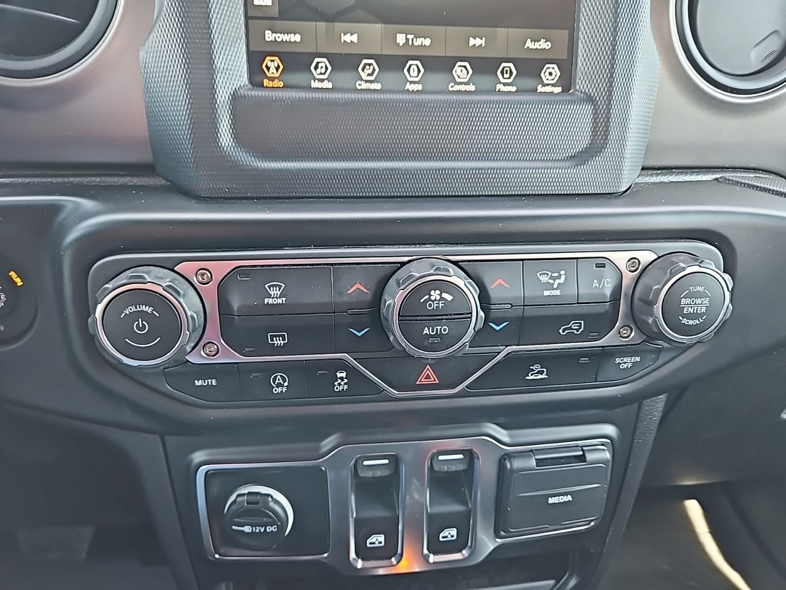 2021 Jeep Wrangler Willys 4x4