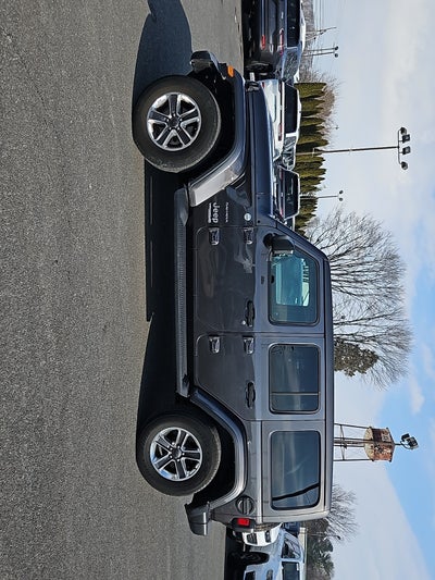 2020 Jeep Wrangler Unlimited Sahara 4X4