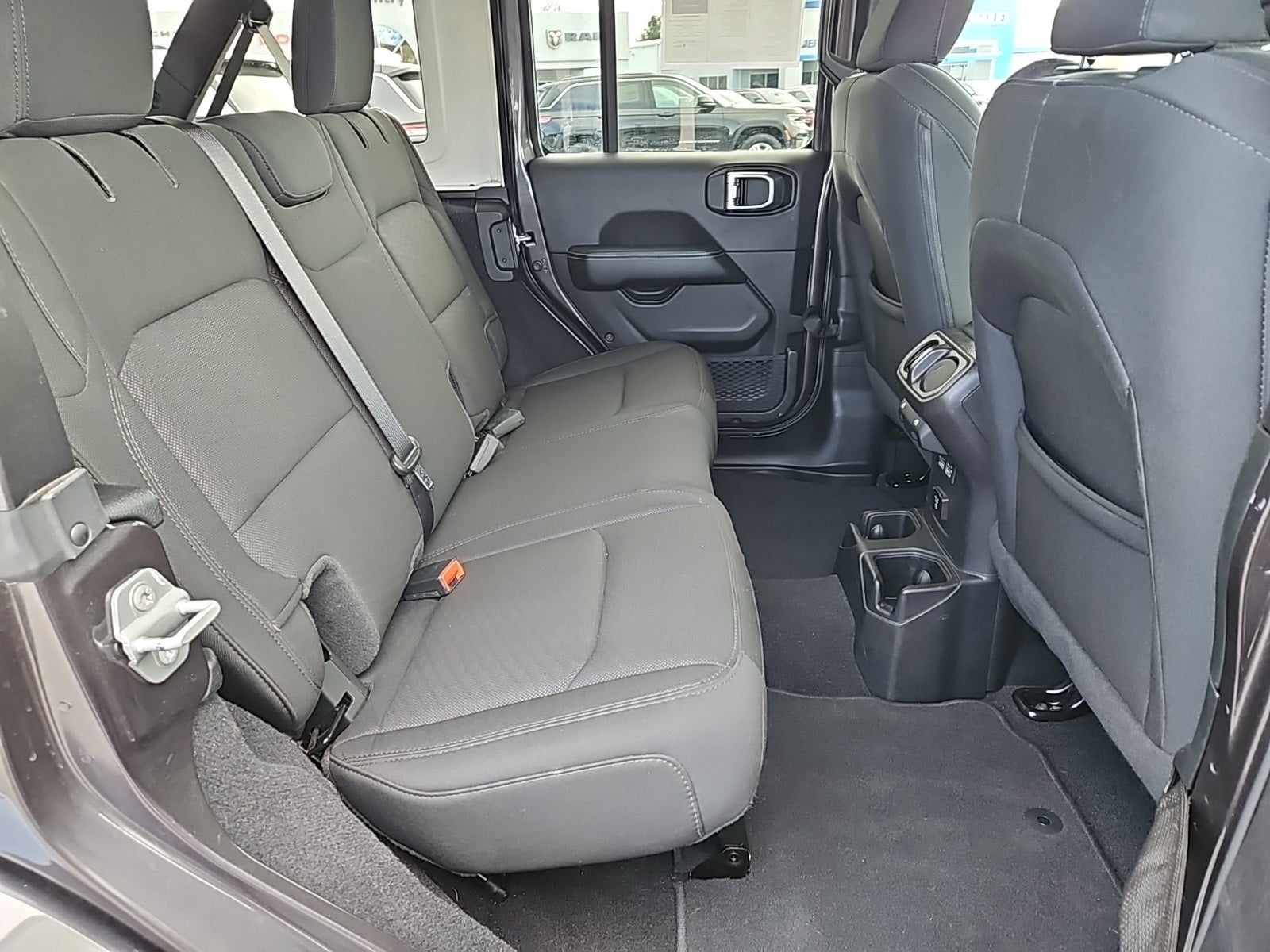 2020 Jeep Wrangler Unlimited Sahara 4X4