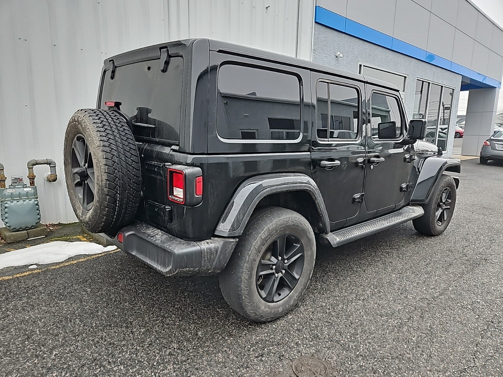 2023 Jeep Wrangler 4-Door Sahara Altitude 4x4
