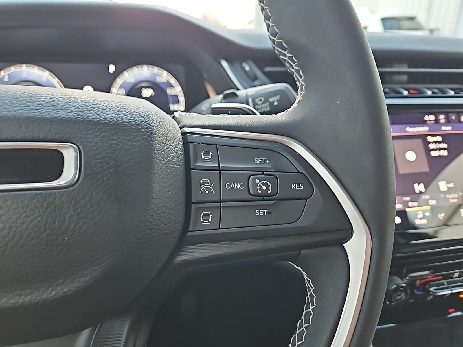 2024 Jeep Grand Cherokee Laredo 4x4