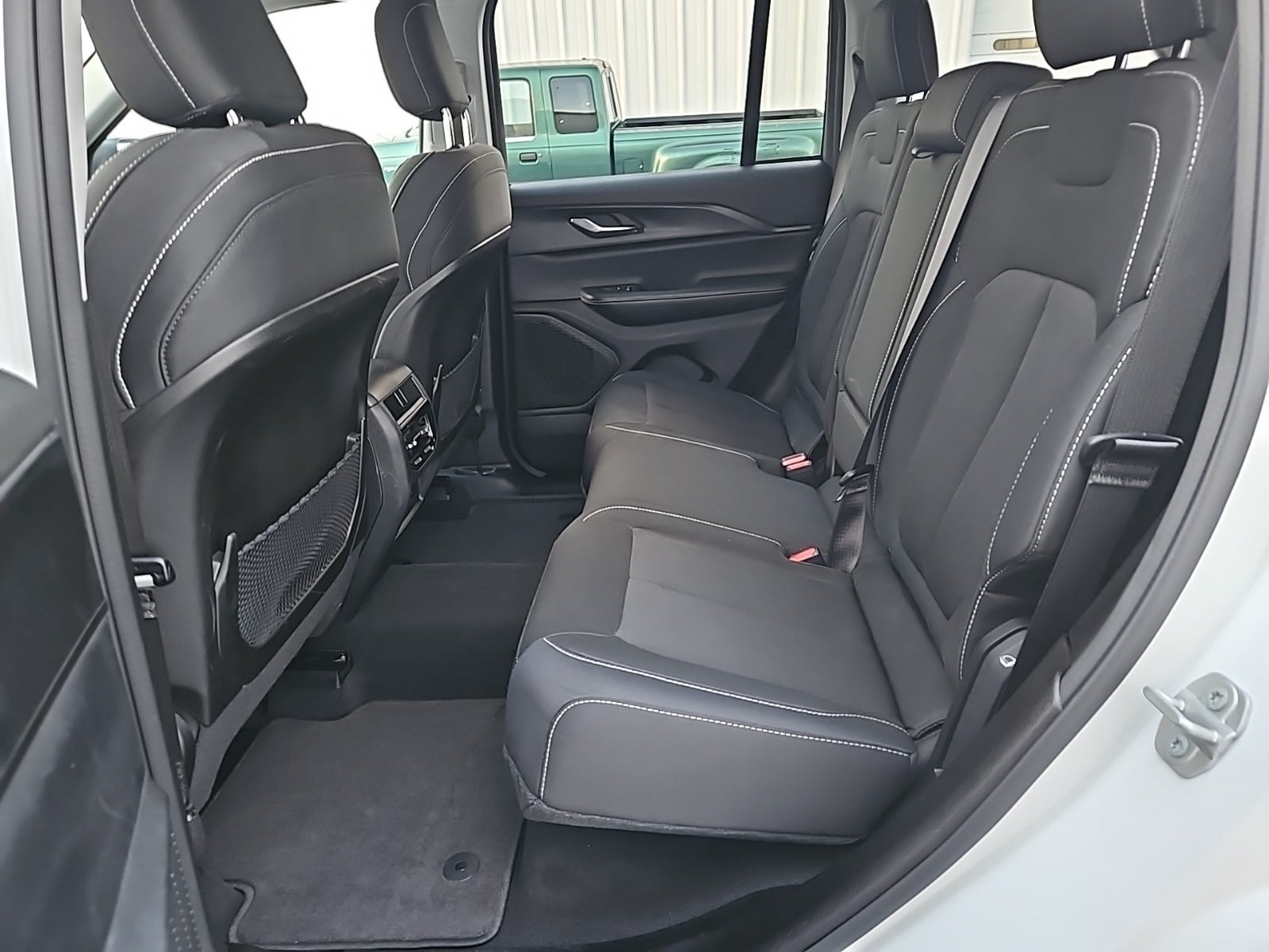 2024 Jeep Grand Cherokee Laredo 4x4