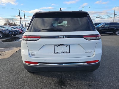 2024 Jeep Grand Cherokee Laredo 4x4