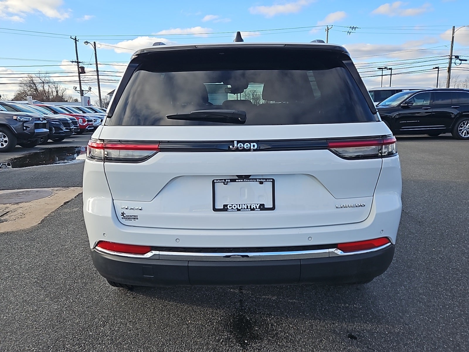 2024 Jeep Grand Cherokee Laredo 4x4