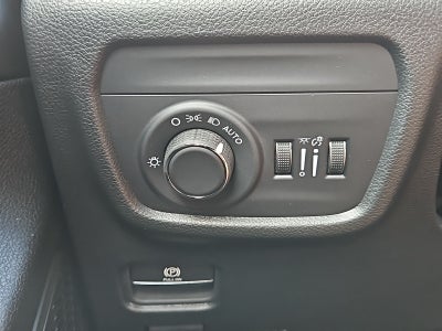 2025 Jeep Grand Cherokee Laredo X 4x4