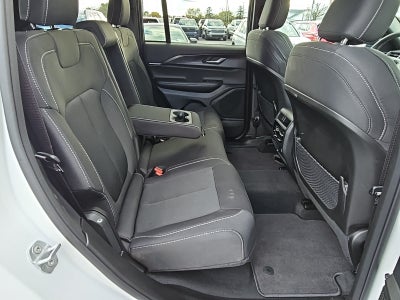 2025 Jeep Grand Cherokee Laredo X 4x4