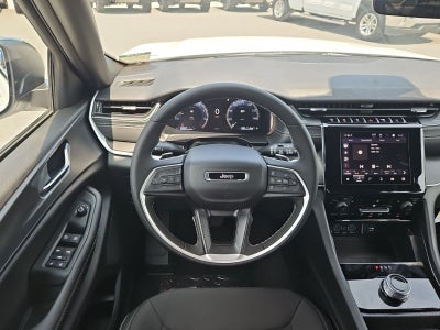 2026 Jeep Grand Cherokee GRAND CHEROKEE LAREDO X 4X4