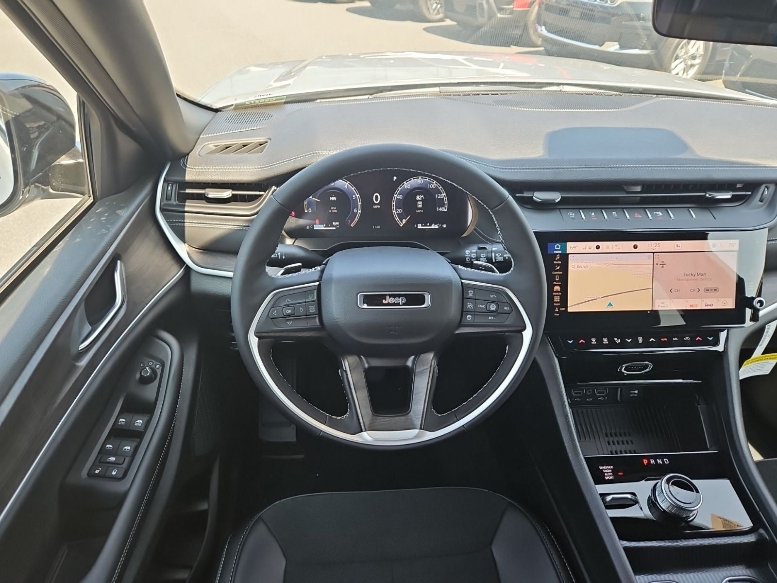 2026 Jeep Grand Cherokee GRAND CHEROKEE LAREDO ALTITUDE 4X4