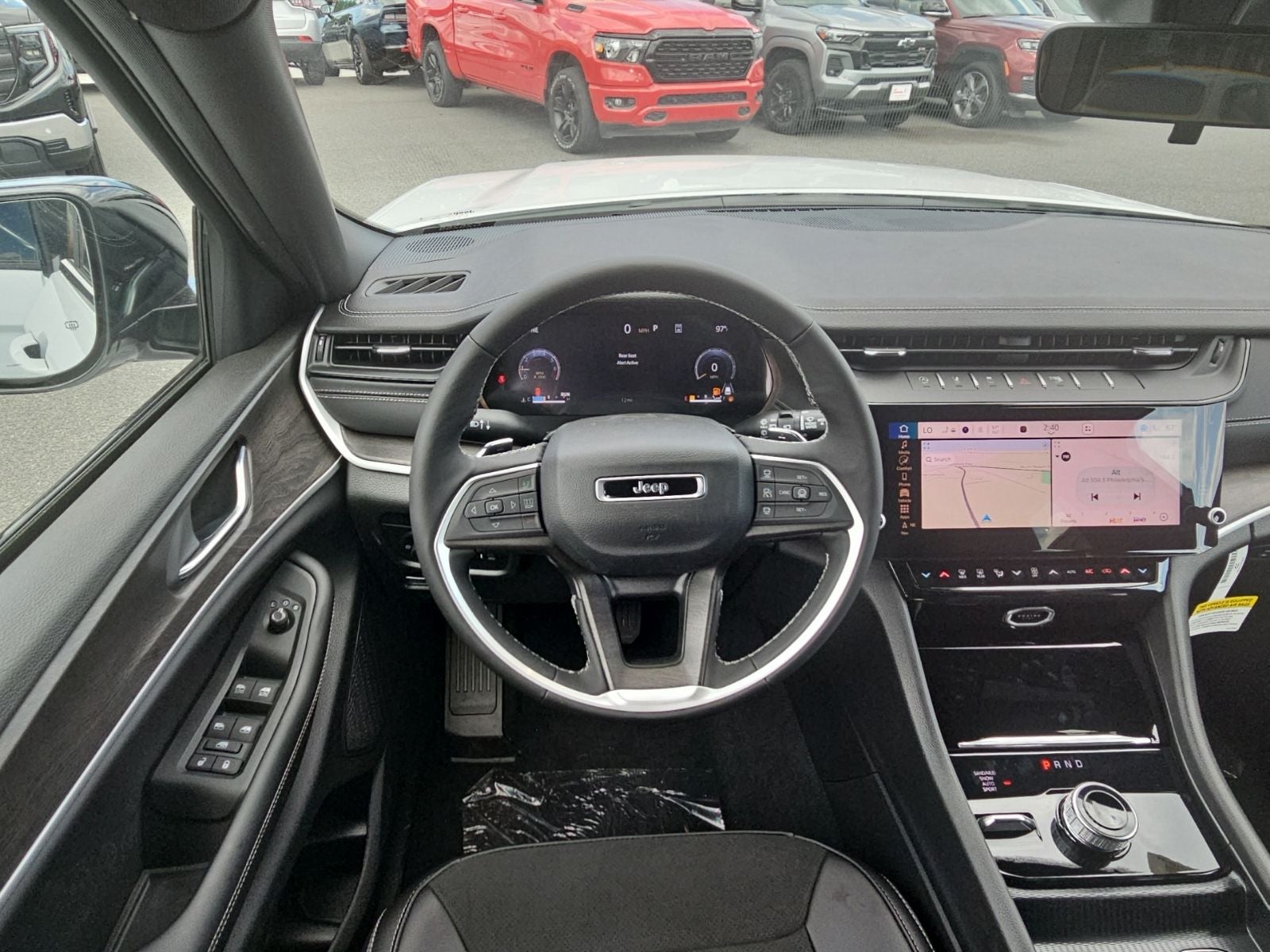 2026 Jeep Grand Cherokee GRAND CHEROKEE LAREDO ALTITUDE 4X4