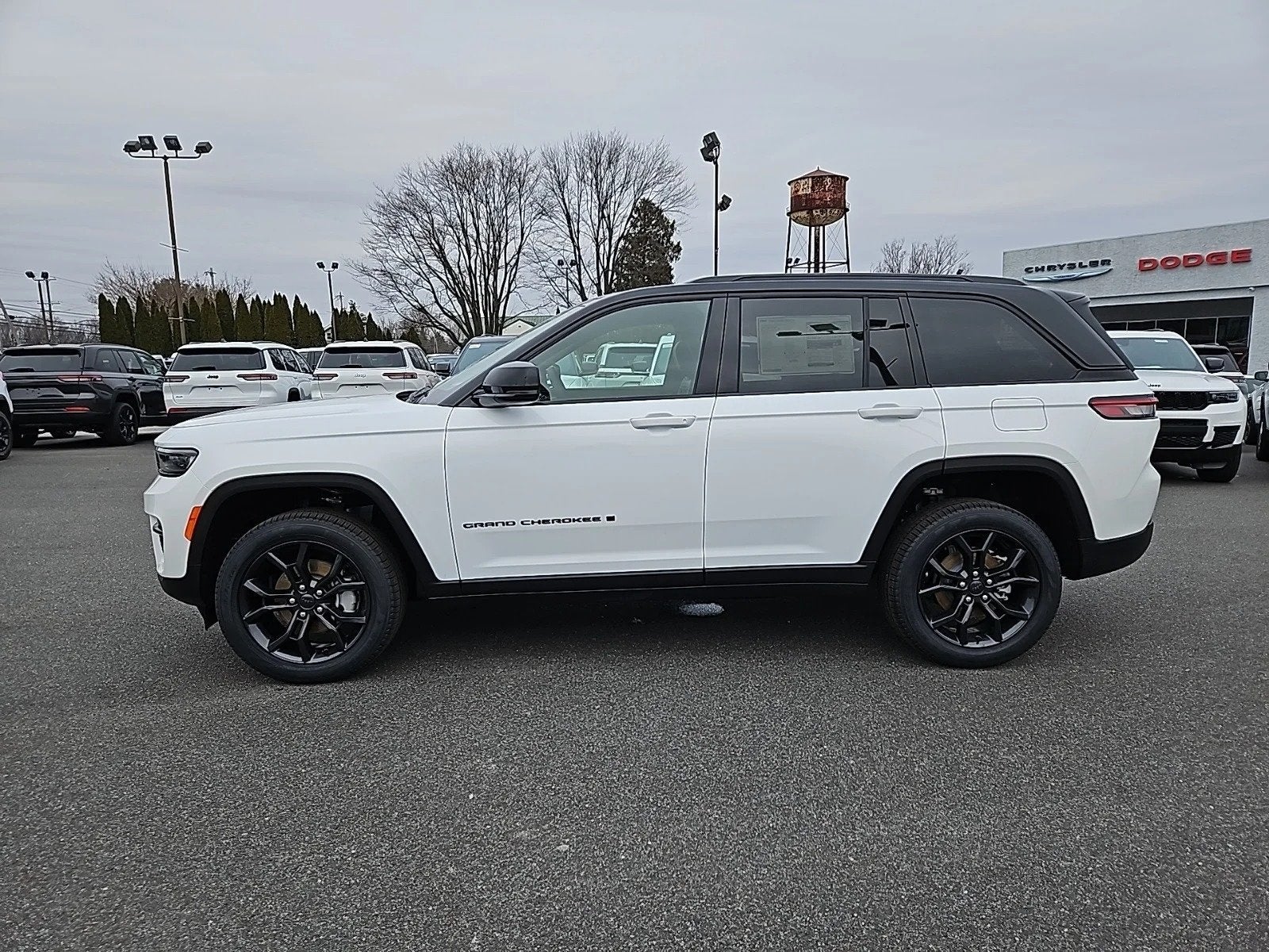 2025 Jeep Grand Cherokee GRAND CHEROKEE LIMITED 4X4