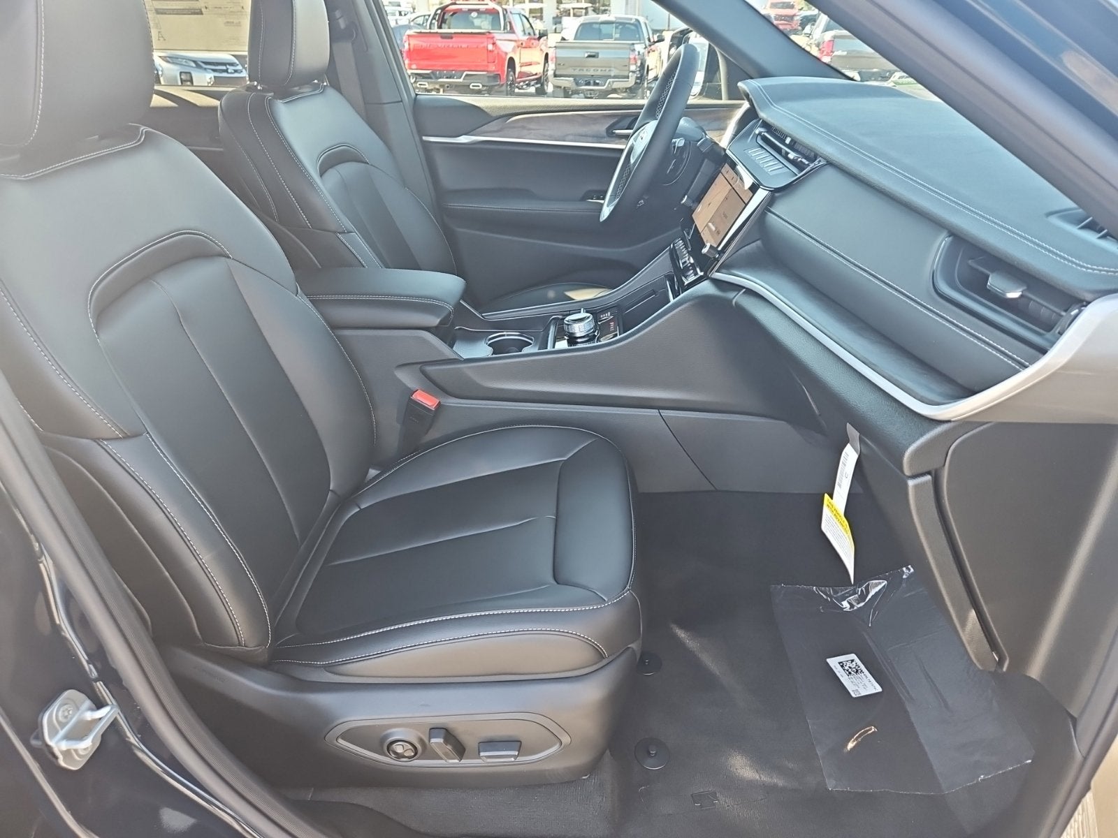 2027 Jeep Grand Cherokee Limited