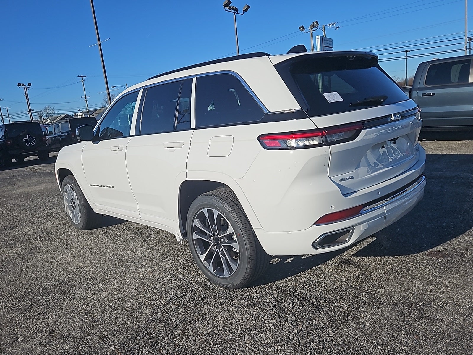 2025 Jeep Grand Cherokee GRAND CHEROKEE OVERLAND 4X4