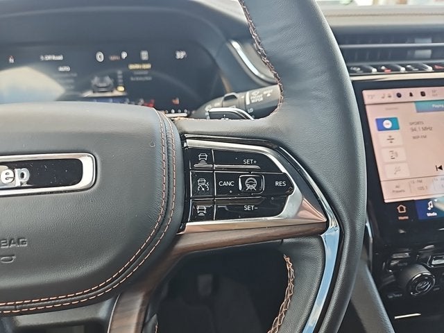 2023 Jeep Grand Cherokee Summit 4x4