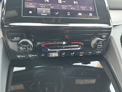 2025 Jeep Grand Cherokee GRAND CHEROKEE L LAREDO X 4X4