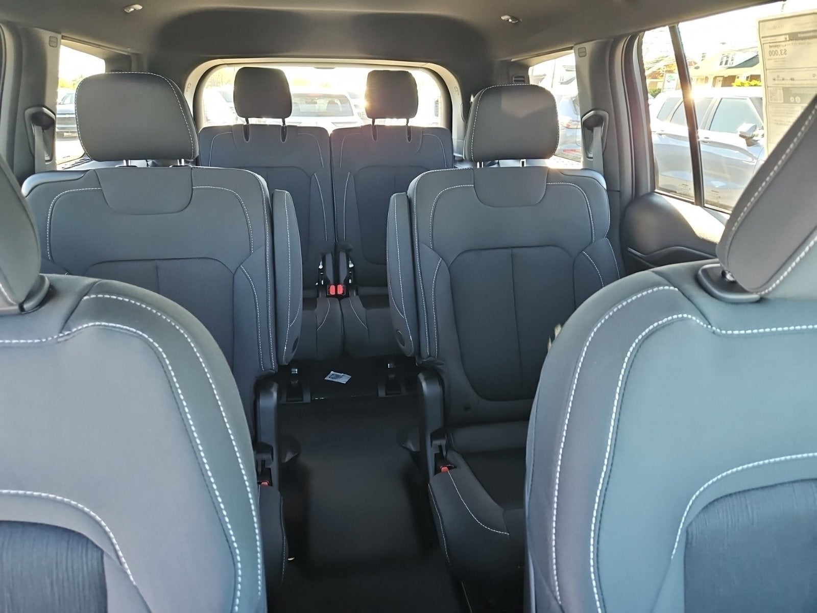 2027 Jeep Grand Cherokee GRAND CHEROKEE L LAREDO X 4X4