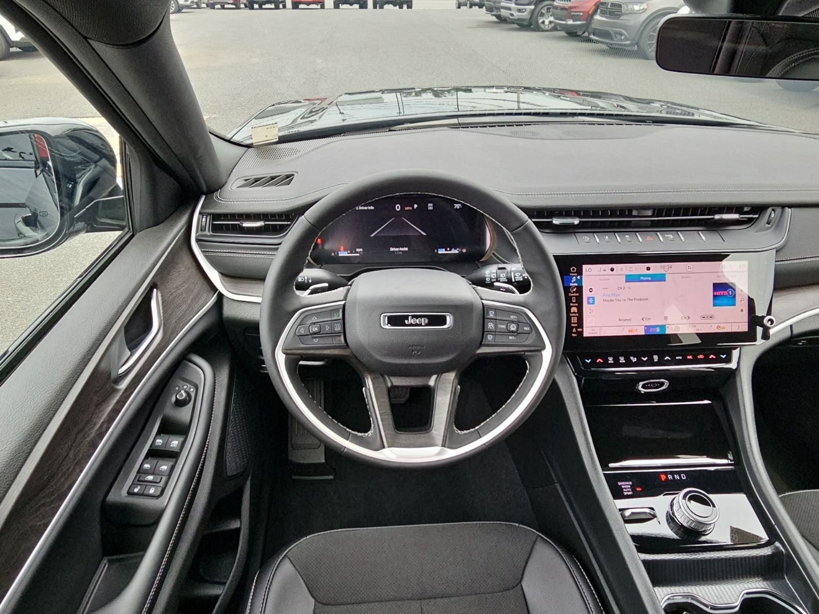 2026 Jeep Grand Cherokee GRAND CHEROKEE L LAREDO ALTITUDE 4X4