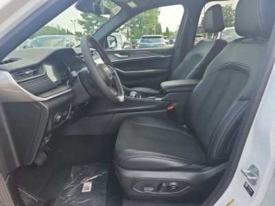 2026 Jeep Grand Cherokee GRAND CHEROKEE L LAREDO ALTITUDE 4X4
