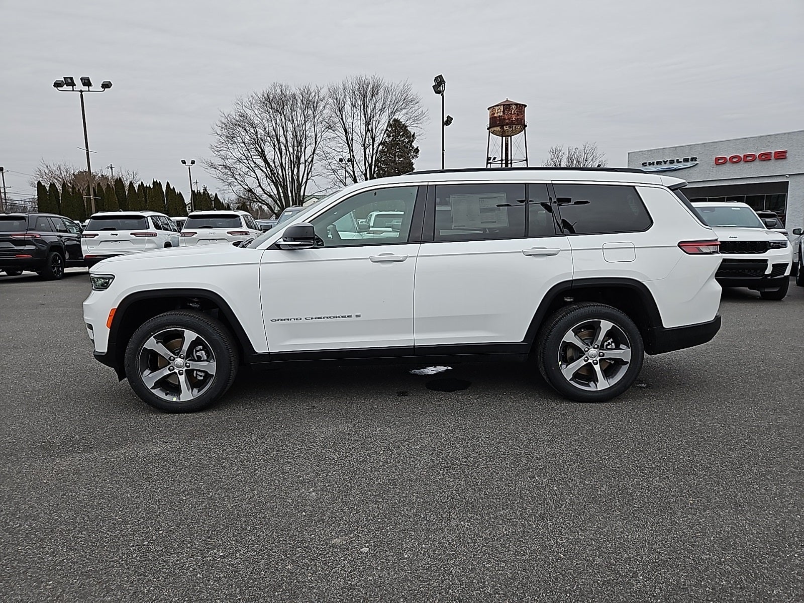 2025 Jeep Grand Cherokee GRAND CHEROKEE L LIMITED 4X4