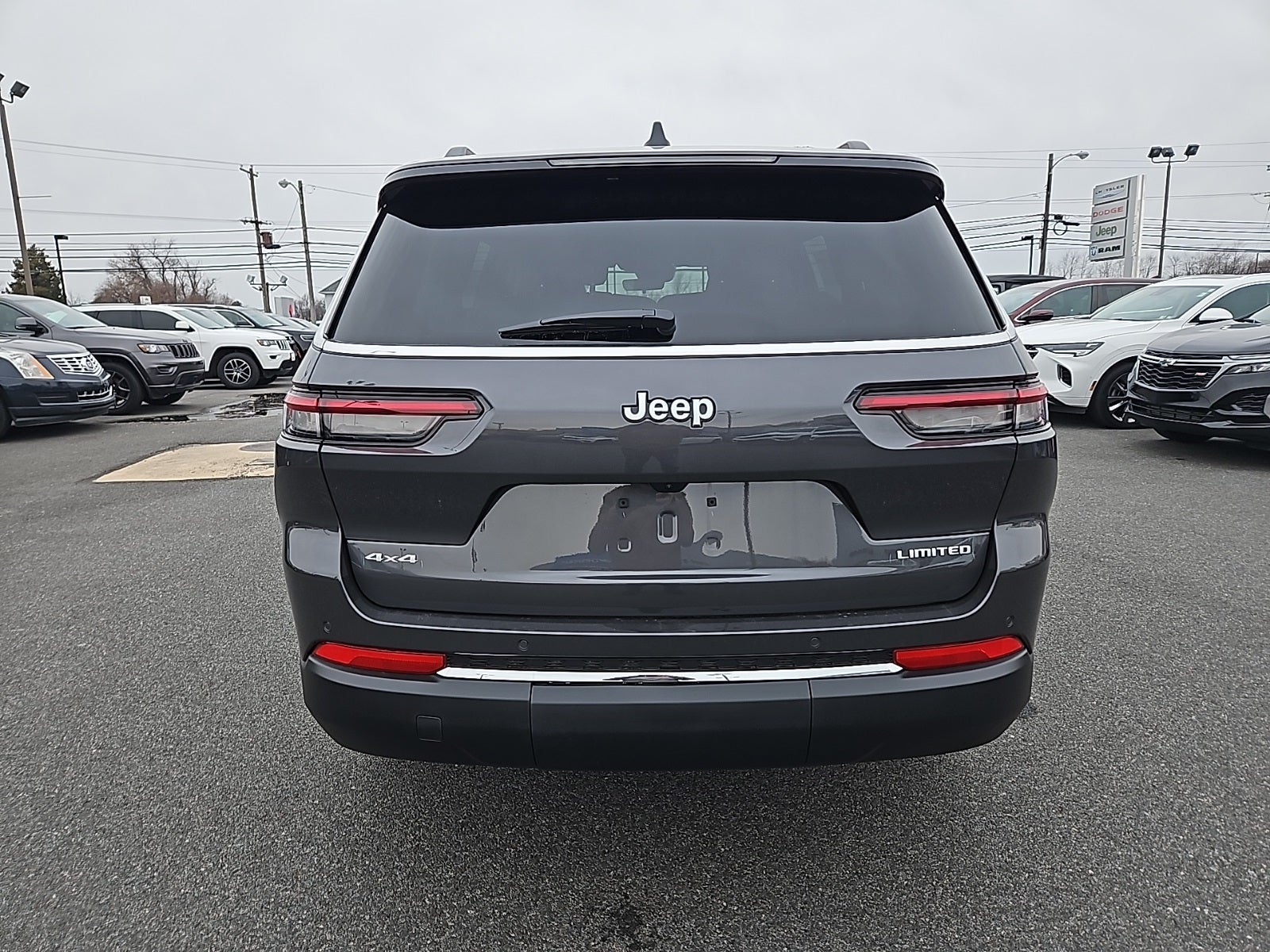 2025 Jeep Grand Cherokee GRAND CHEROKEE L LIMITED 4X4