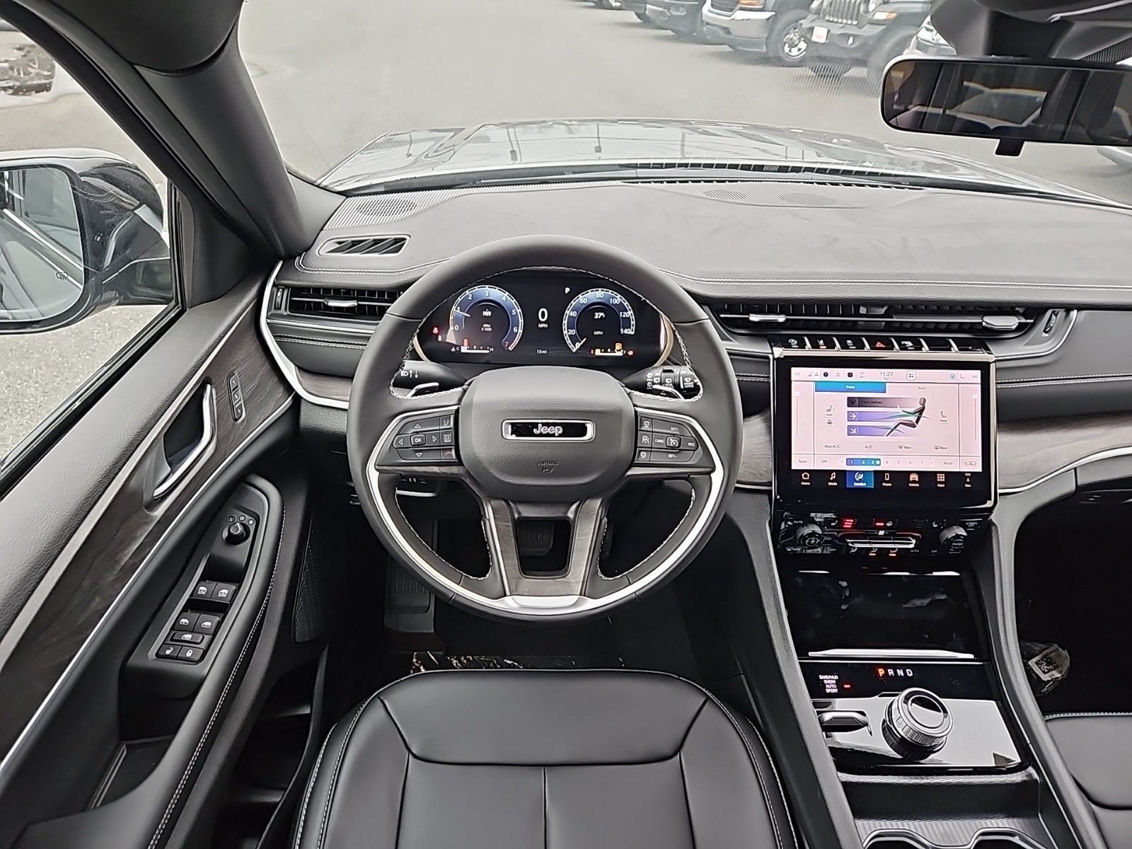 2025 Jeep Grand Cherokee GRAND CHEROKEE L LIMITED 4X4