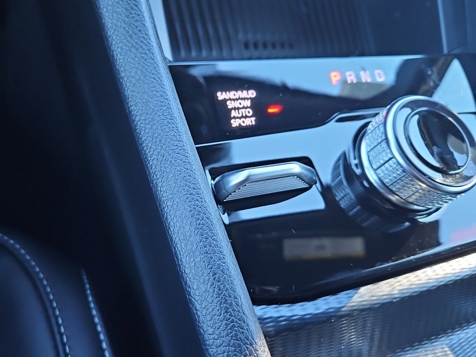 2027 Jeep Grand Cherokee L Limited Reserve