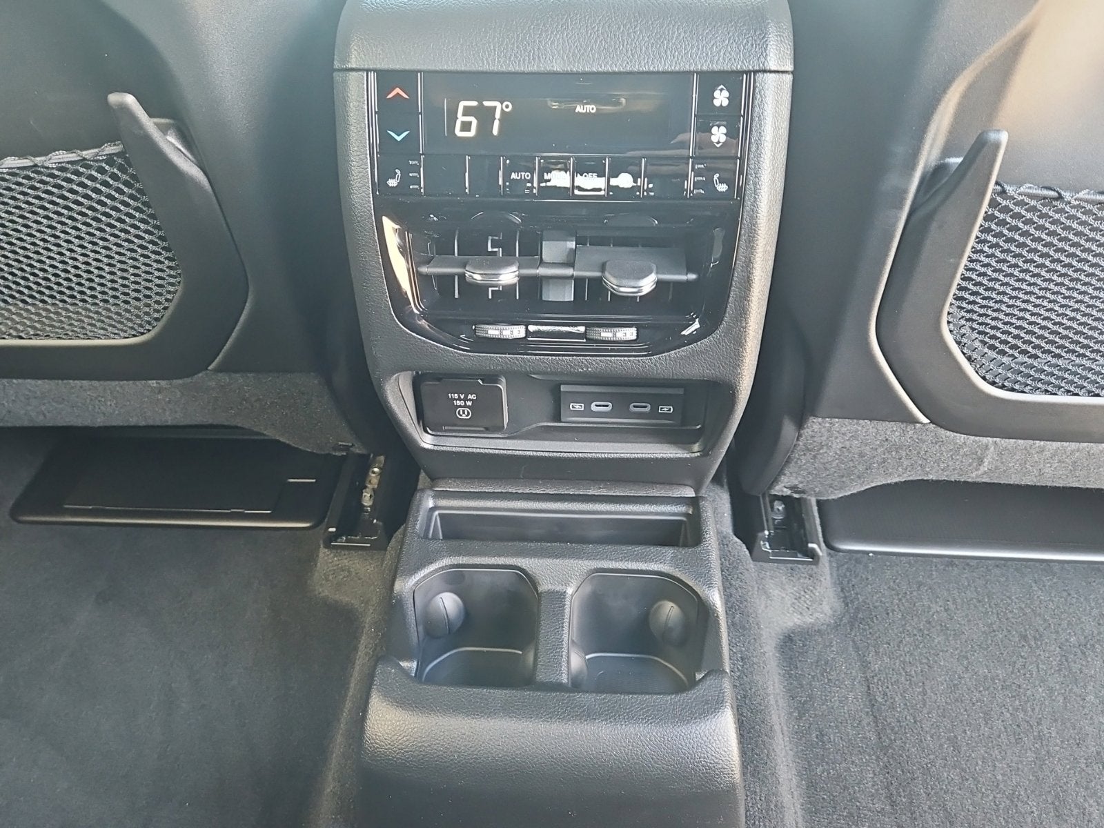 2027 Jeep Grand Cherokee GRAND CHEROKEE L LIMITED RESERVE 4X4