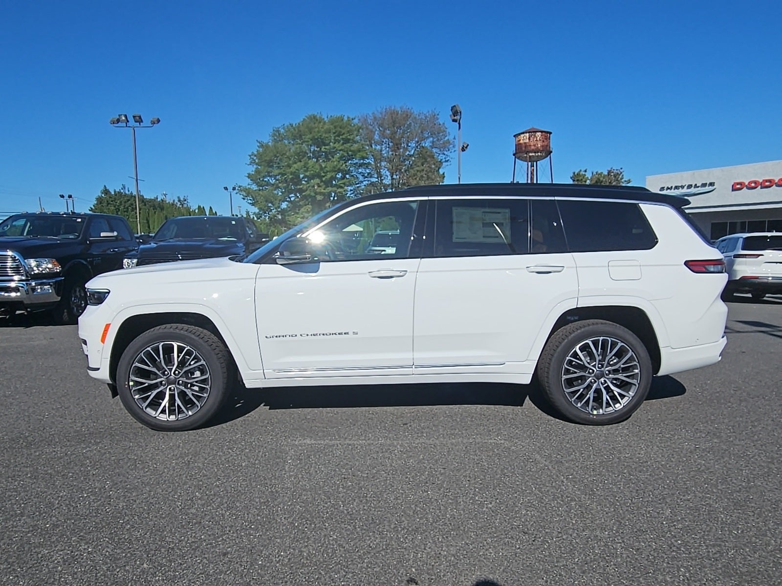 2025 Jeep Grand Cherokee GRAND CHEROKEE L SUMMIT RESERVE 4X4