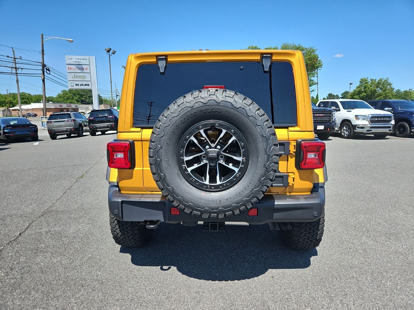 2026 Jeep Wrangler WRANGLER 4-DOOR MOAB 392