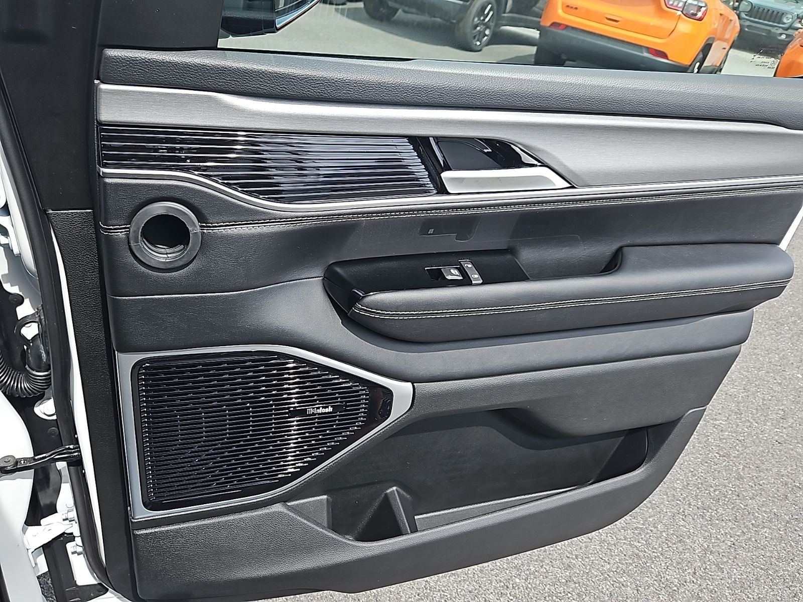 2026 Jeep Grand Wagoneer GRAND WAGONEER L LIMITED RESERVE 4X4