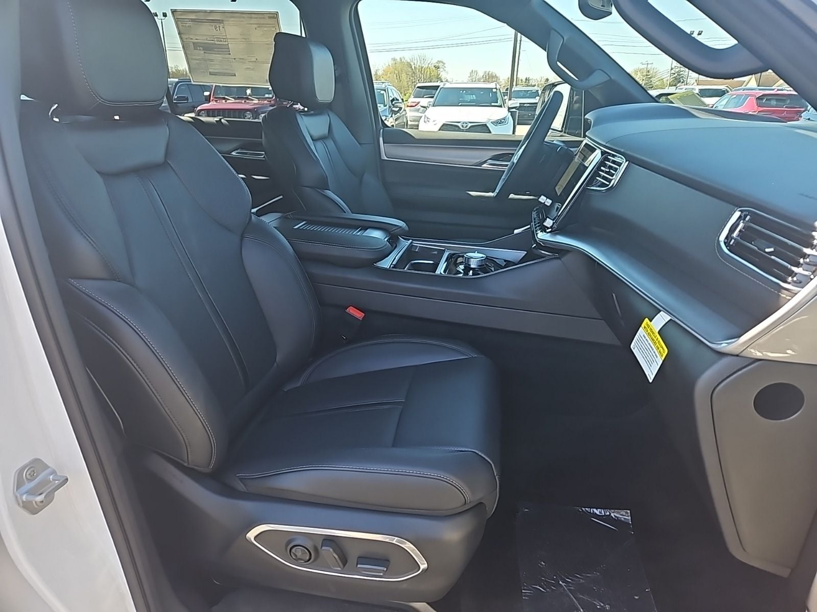 2026 Jeep Grand Wagoneer GRAND WAGONEER LIMITED RESERVE 4X4