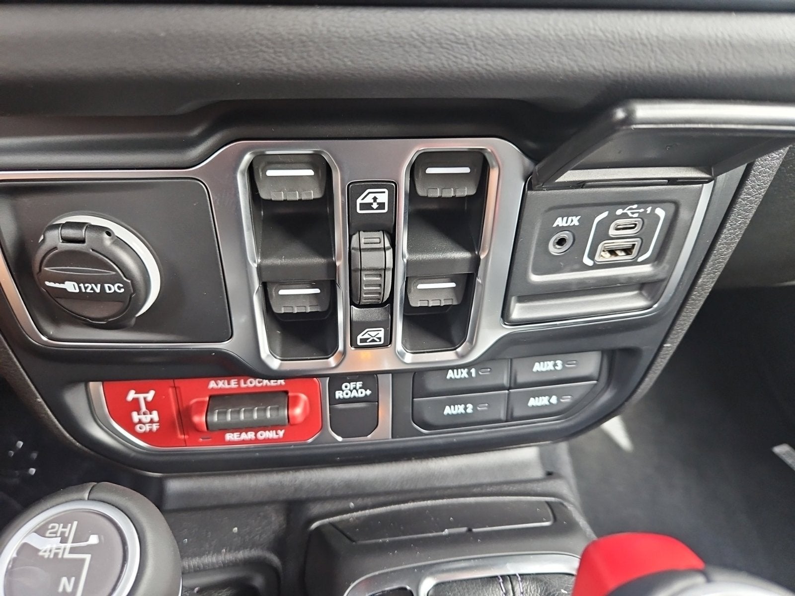 2026 Jeep Gladiator GLADIATOR REWIND 4X4