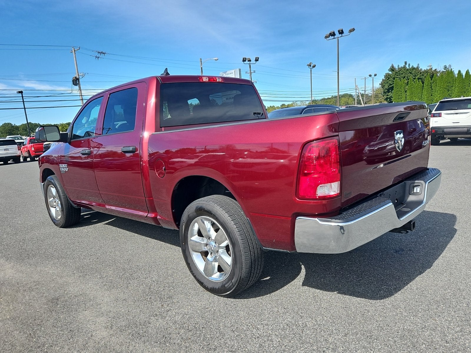 2024 RAM 1500 Classic Tradesman Crew Cab 4x4 5'7' Box