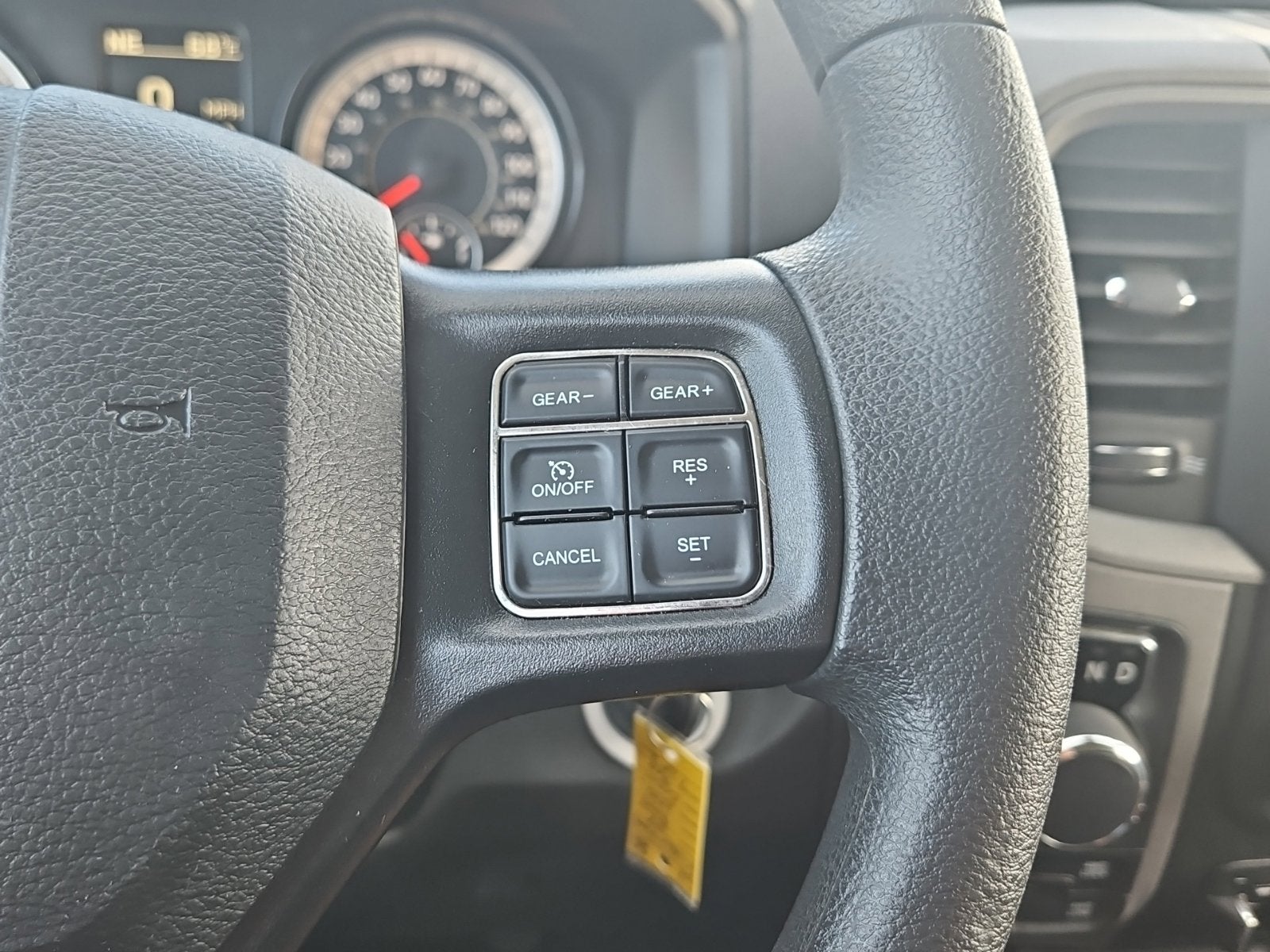 2024 RAM 1500 Classic Tradesman Crew Cab 4x4 5'7' Box
