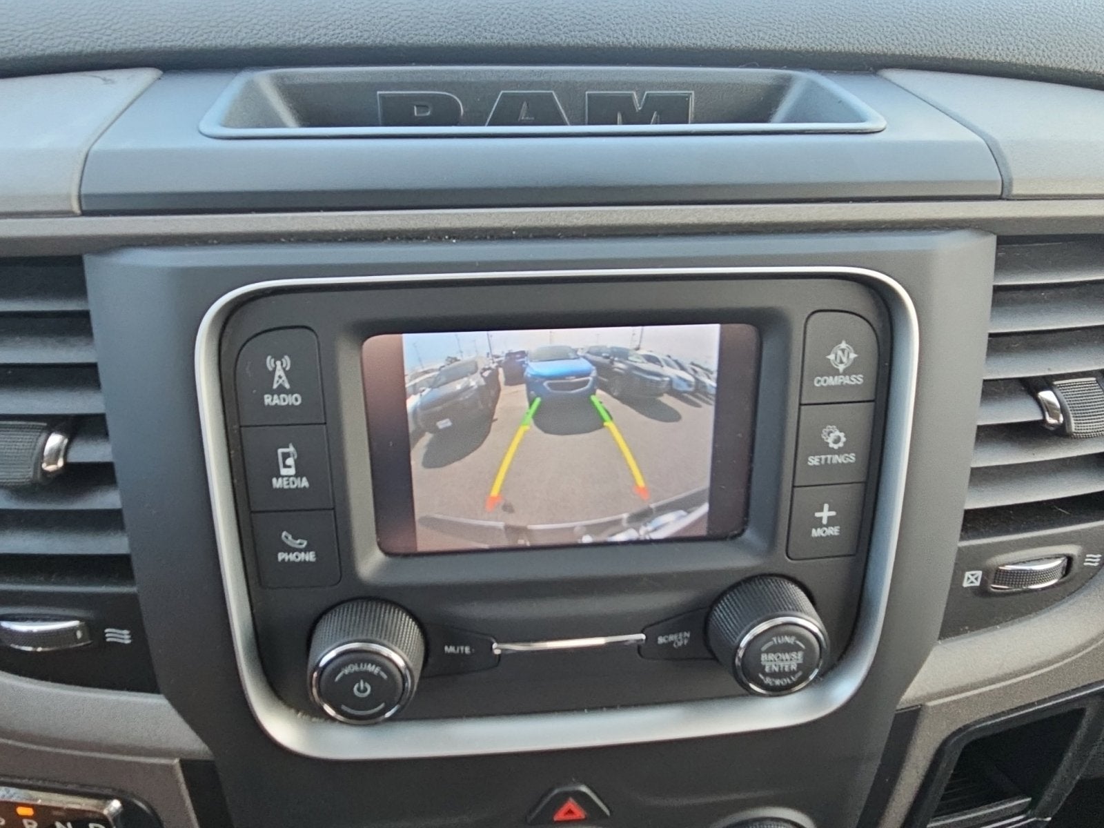 2024 RAM 1500 Classic Tradesman Crew Cab 4x4 5'7' Box