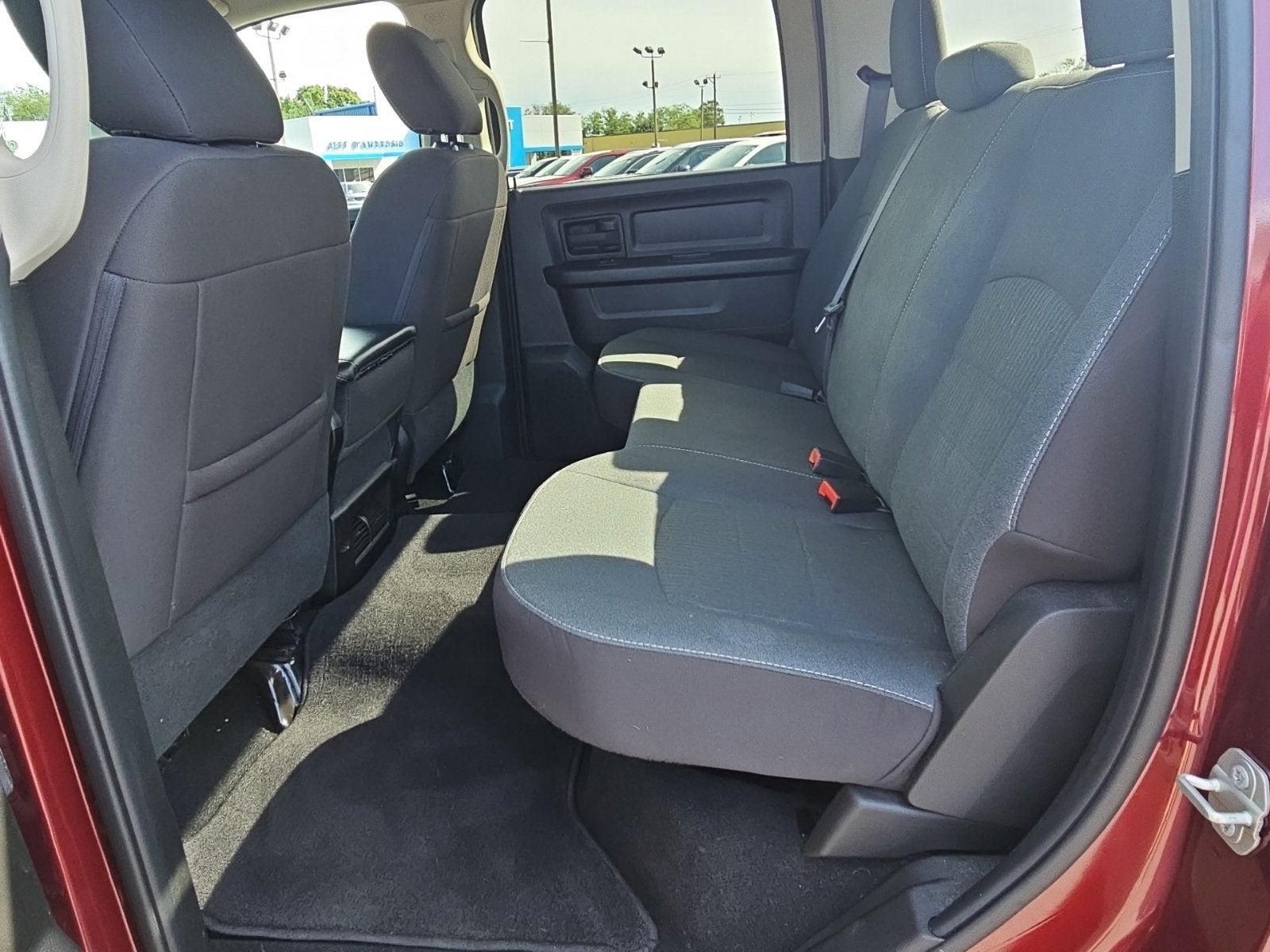 2024 RAM 1500 Classic Tradesman Crew Cab 4x4 5'7' Box