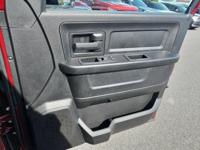 2024 RAM 1500 Classic Tradesman Crew Cab 4x4 5'7' Box