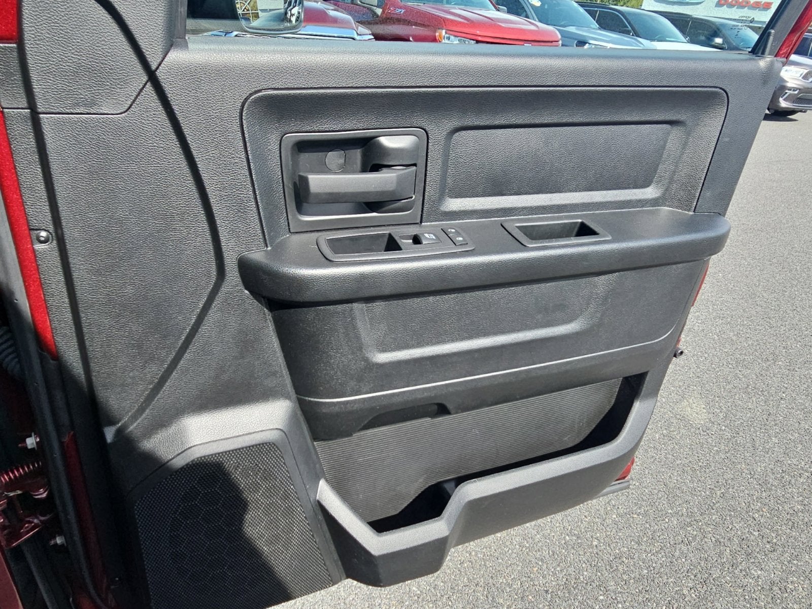 2024 RAM 1500 Classic Tradesman Crew Cab 4x4 5'7' Box