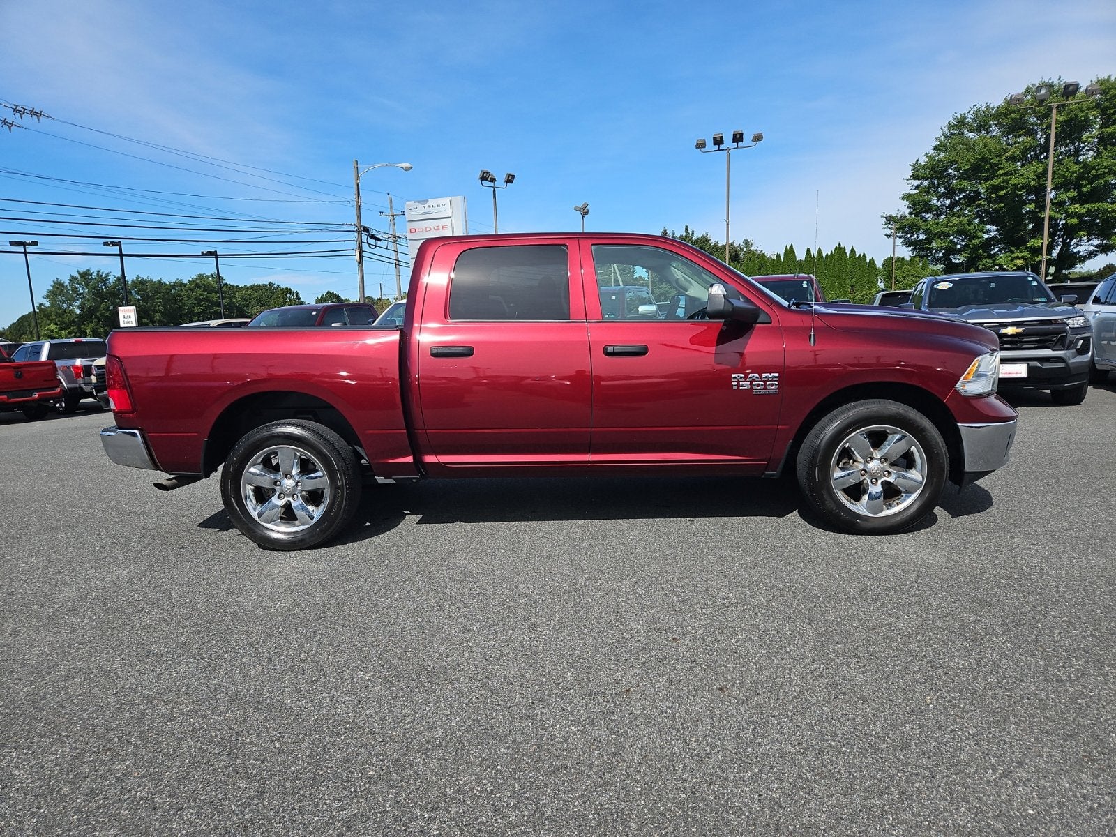 2024 RAM 1500 Classic Tradesman Crew Cab 4x4 5'7' Box