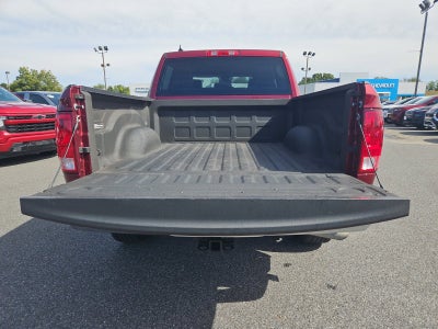 2024 RAM 1500 Classic Tradesman Crew Cab 4x4 5'7' Box
