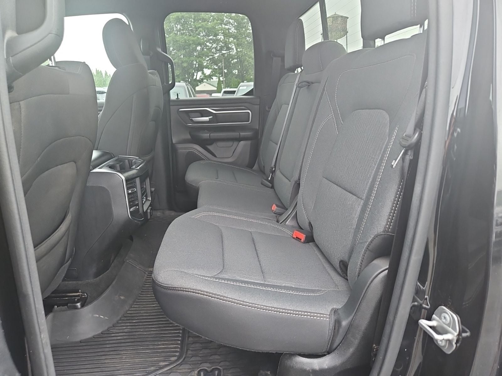 2021 RAM 1500 Big Horn Quad Cab 4x4 6'4' Box
