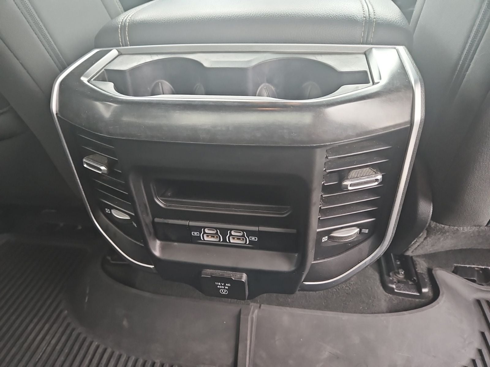 2021 RAM 1500 Big Horn Quad Cab 4x4 6'4' Box