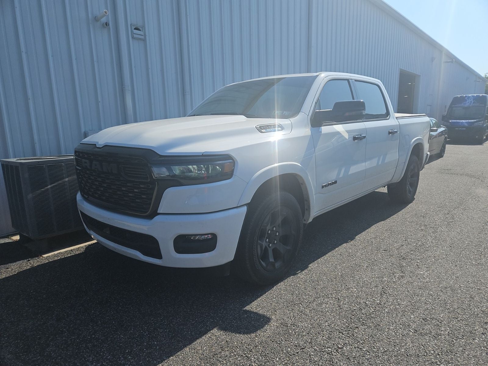 2025 RAM 1500 Big Horn Crew Cab 4x4 5'7' Box
