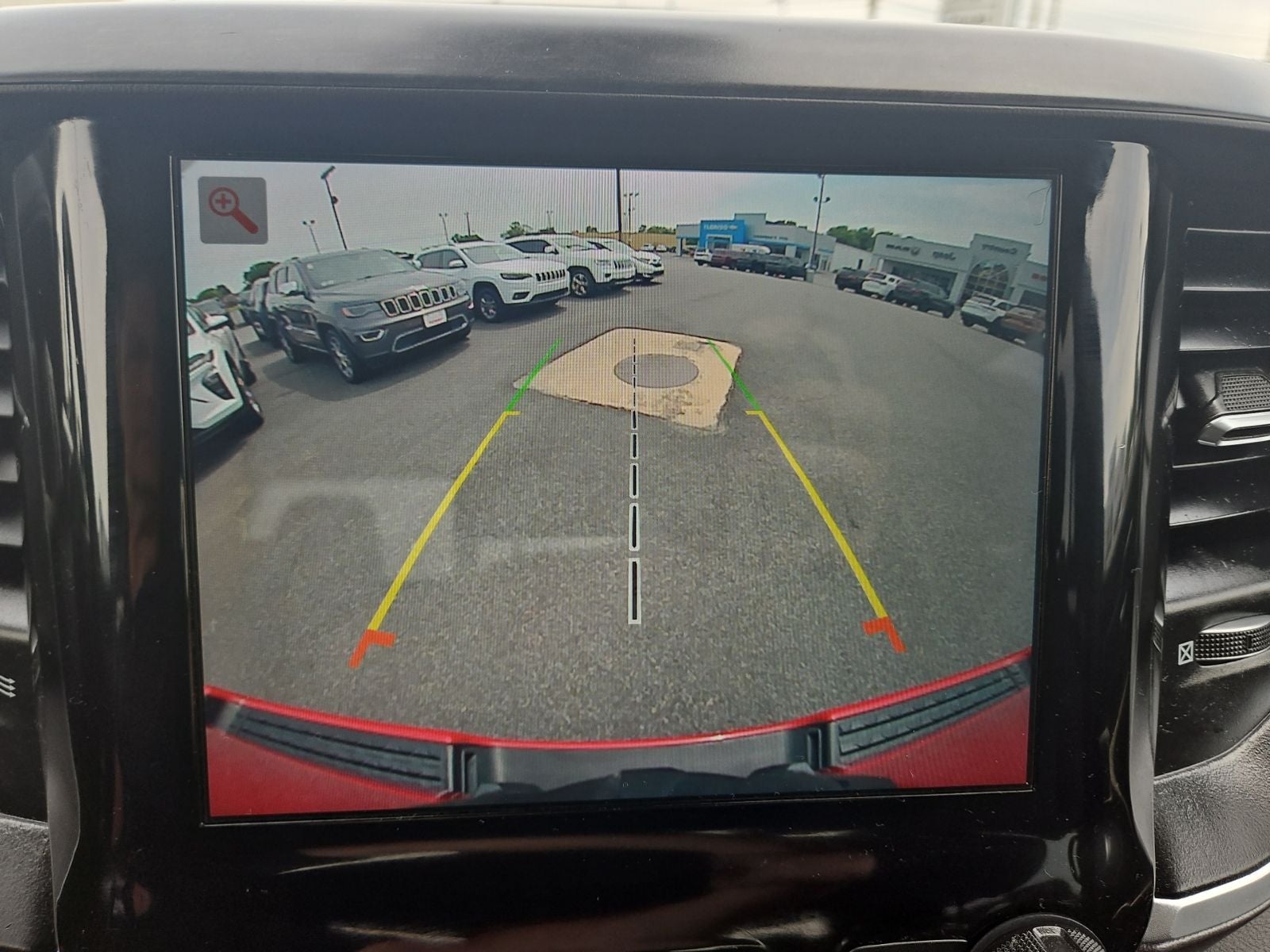 2022 RAM 1500 Big Horn Crew Cab 4x4 5'7' Box