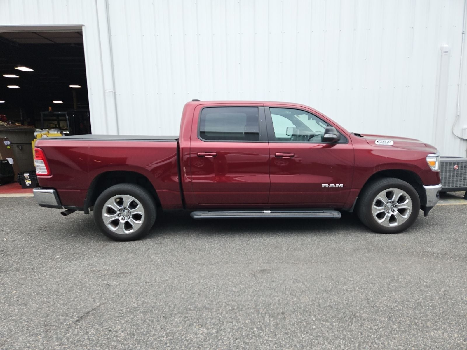 2022 RAM 1500 Big Horn Crew Cab 4x4 5'7' Box