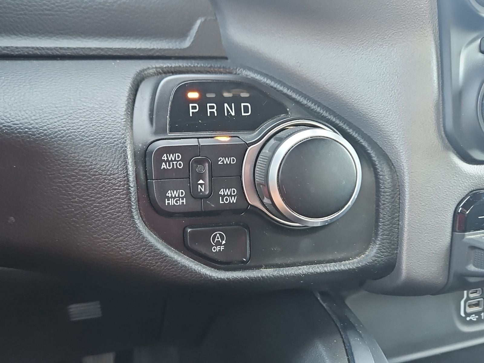 2024 RAM 1500 Big Horn Crew Cab 4x4 5'7' Box
