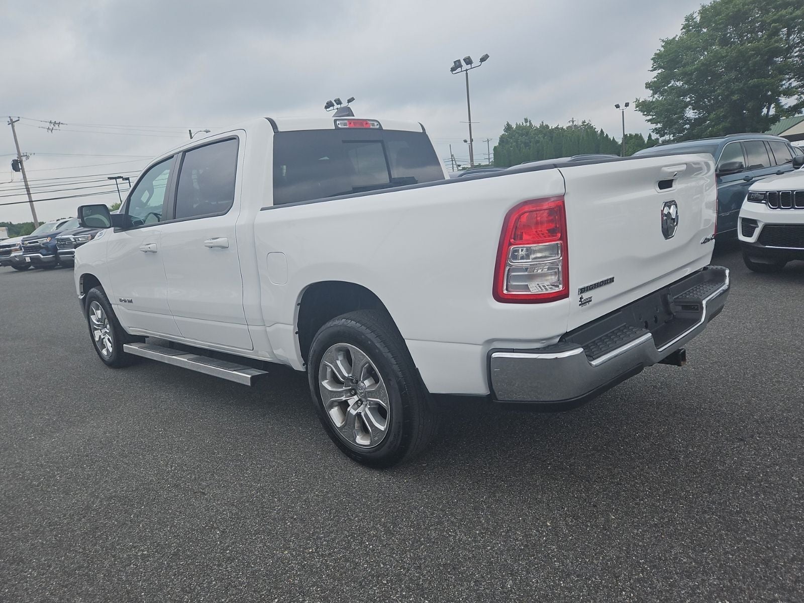 2022 RAM 1500 Big Horn Crew Cab 4x4 5'7' Box
