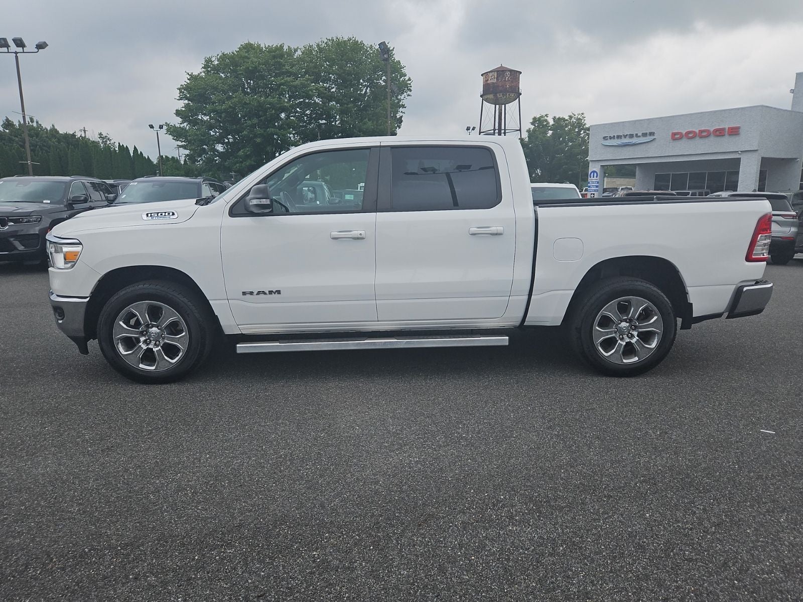 2022 RAM 1500 Big Horn Crew Cab 4x4 5'7' Box
