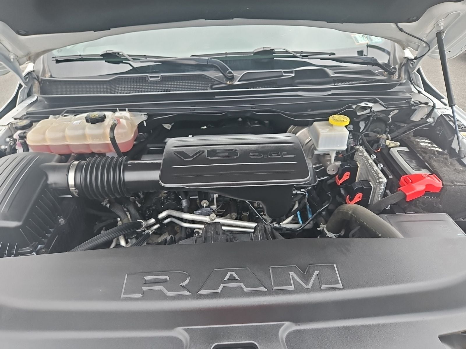 2022 RAM 1500 Big Horn Crew Cab 4x4 5'7' Box