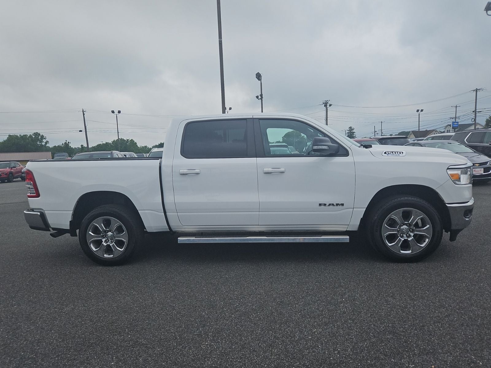 2022 RAM 1500 Big Horn Crew Cab 4x4 5'7' Box